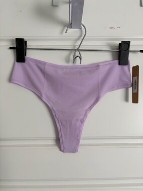 SKIMS Fits Everybody Thong